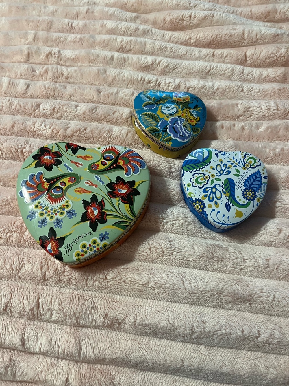 Brighton Floral Heart Tin Trio in Teal, Blue, and Cream
